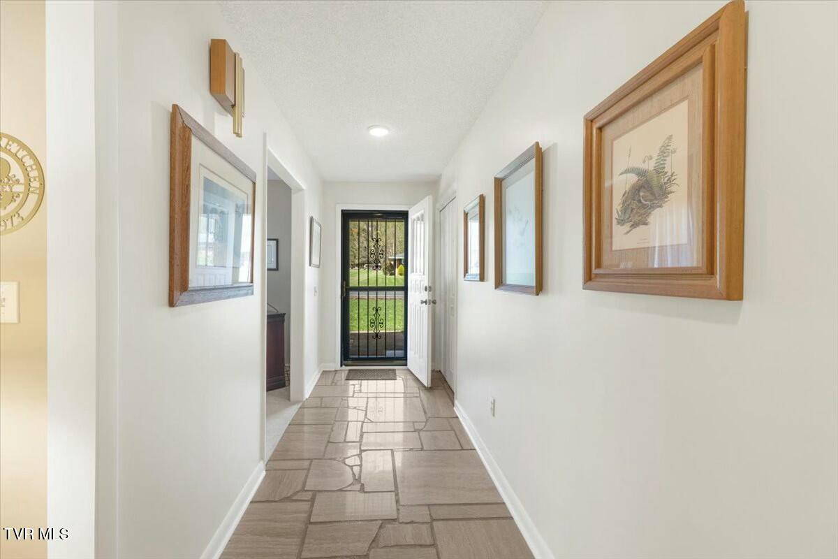505 Colonial Heights Road Kingsport, TN 37663 - Photo 8 of 48 tempImagelSYsjI