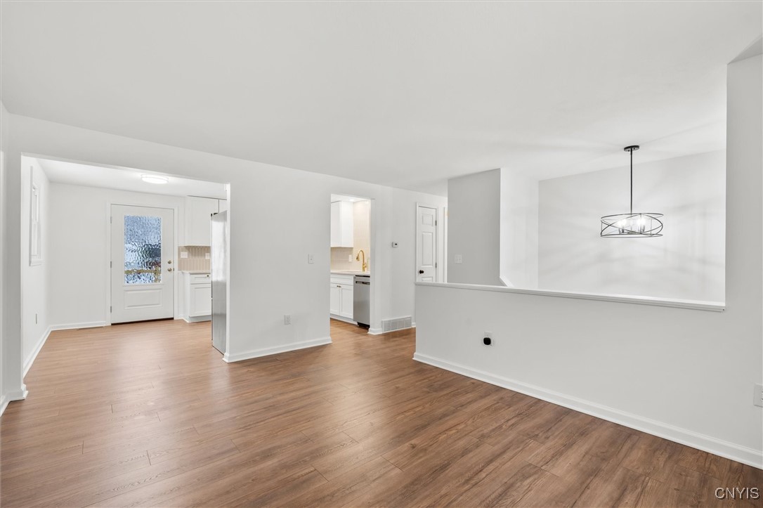 113 Roundmill Lane Manlius, NY 13116 - Photo 11 of 40