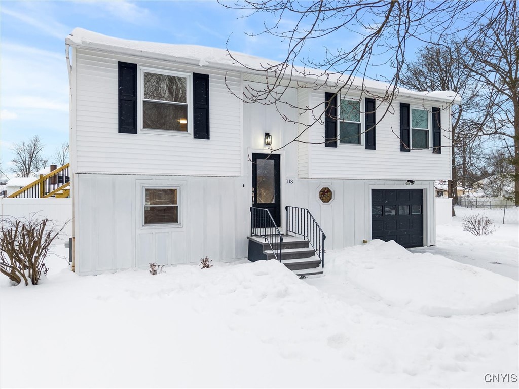 113 Roundmill Lane Manlius, NY 13116 - Photo 5 of 40