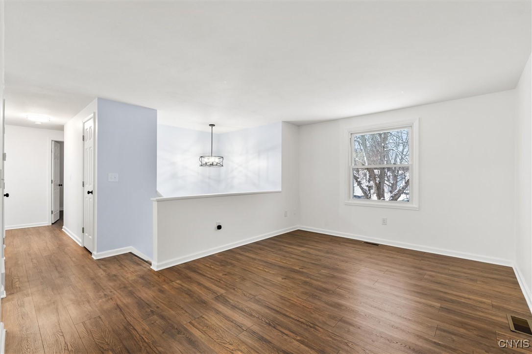 113 Roundmill Lane Manlius, NY 13116 - Photo 10 of 40