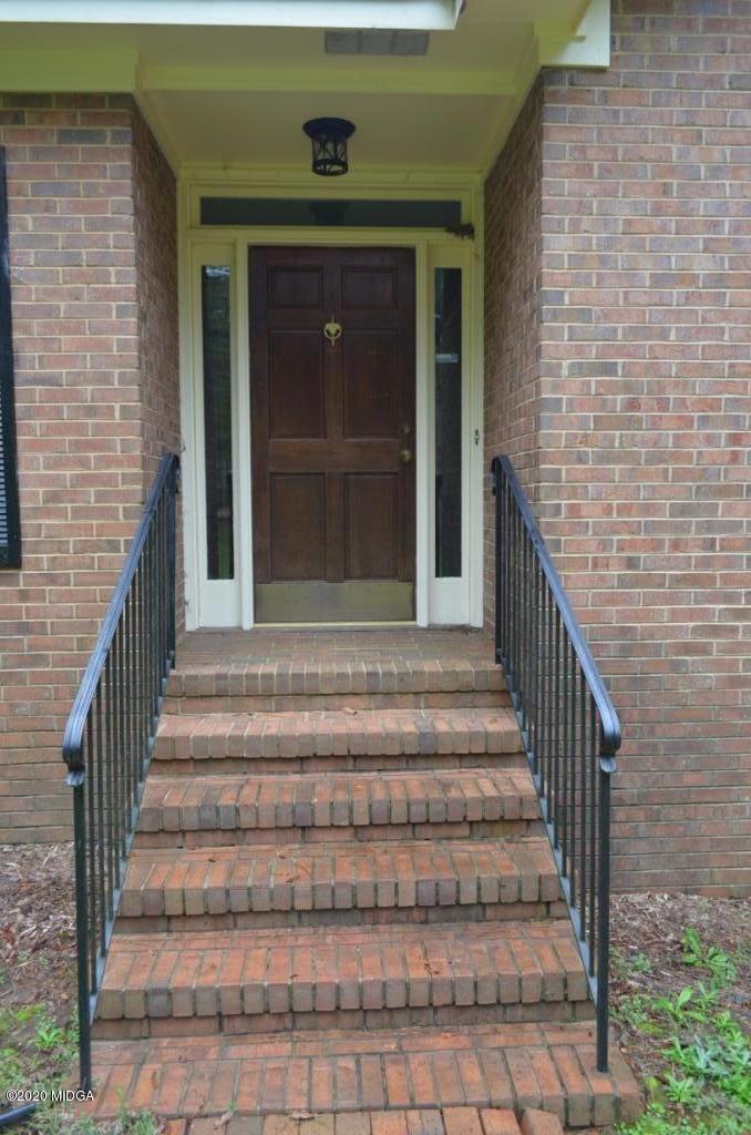 7690 Thomaston Road Macon, GA 31220 - Photo 3 of 28 a view of entryway with a front door