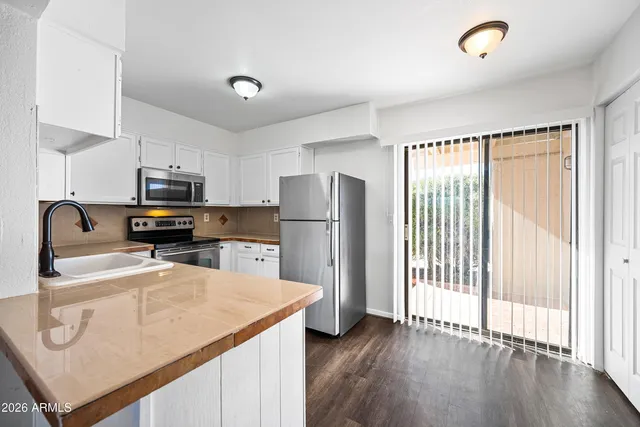 $2,100 | 12247 North Fountain Hills Boulevard, Unit A, Fountain Hills, AZ 85268