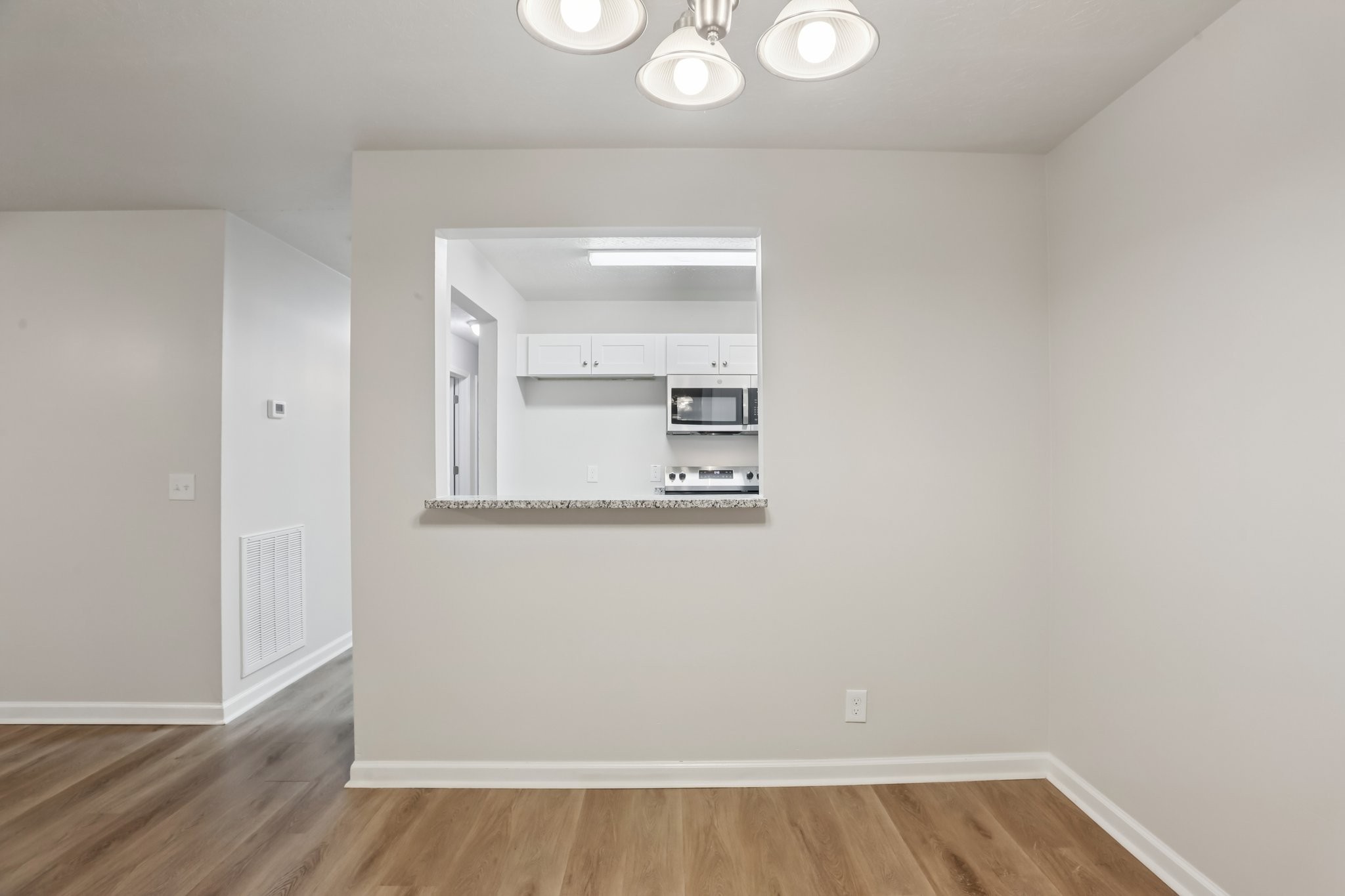 2607 Landrum Court Springfield, TN 37172 - Photo 15 of 37 a view of a hallway