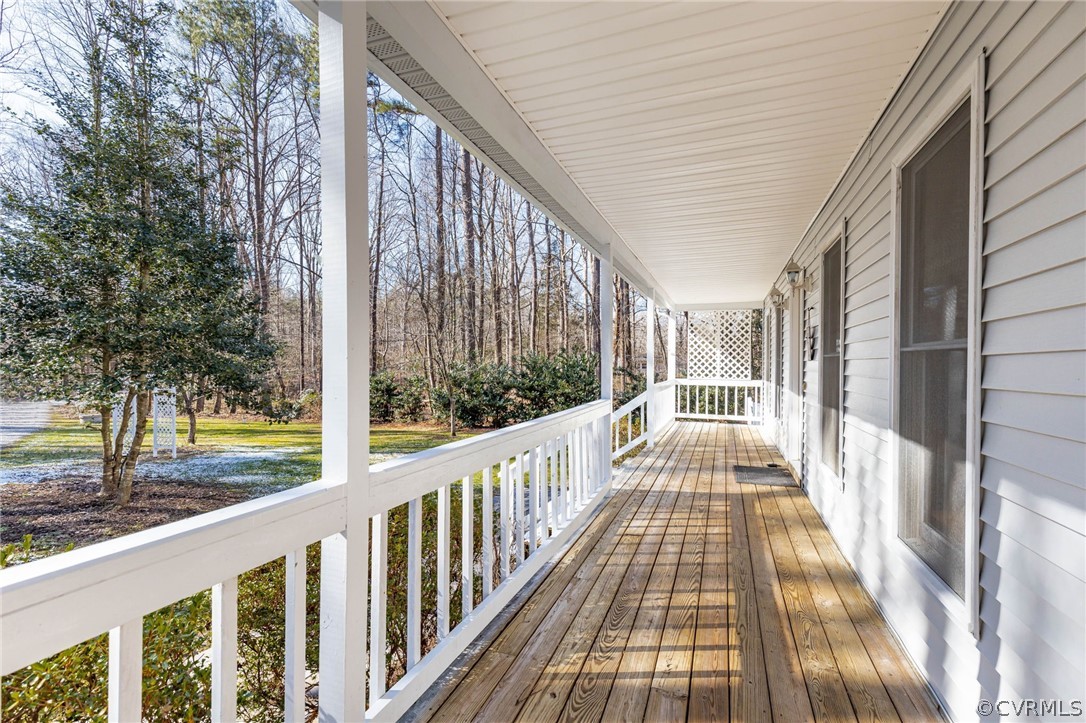 11386 Georgetown Road Mechanicsville, VA 23116 - Photo 9 of 33 Gallery Image 9