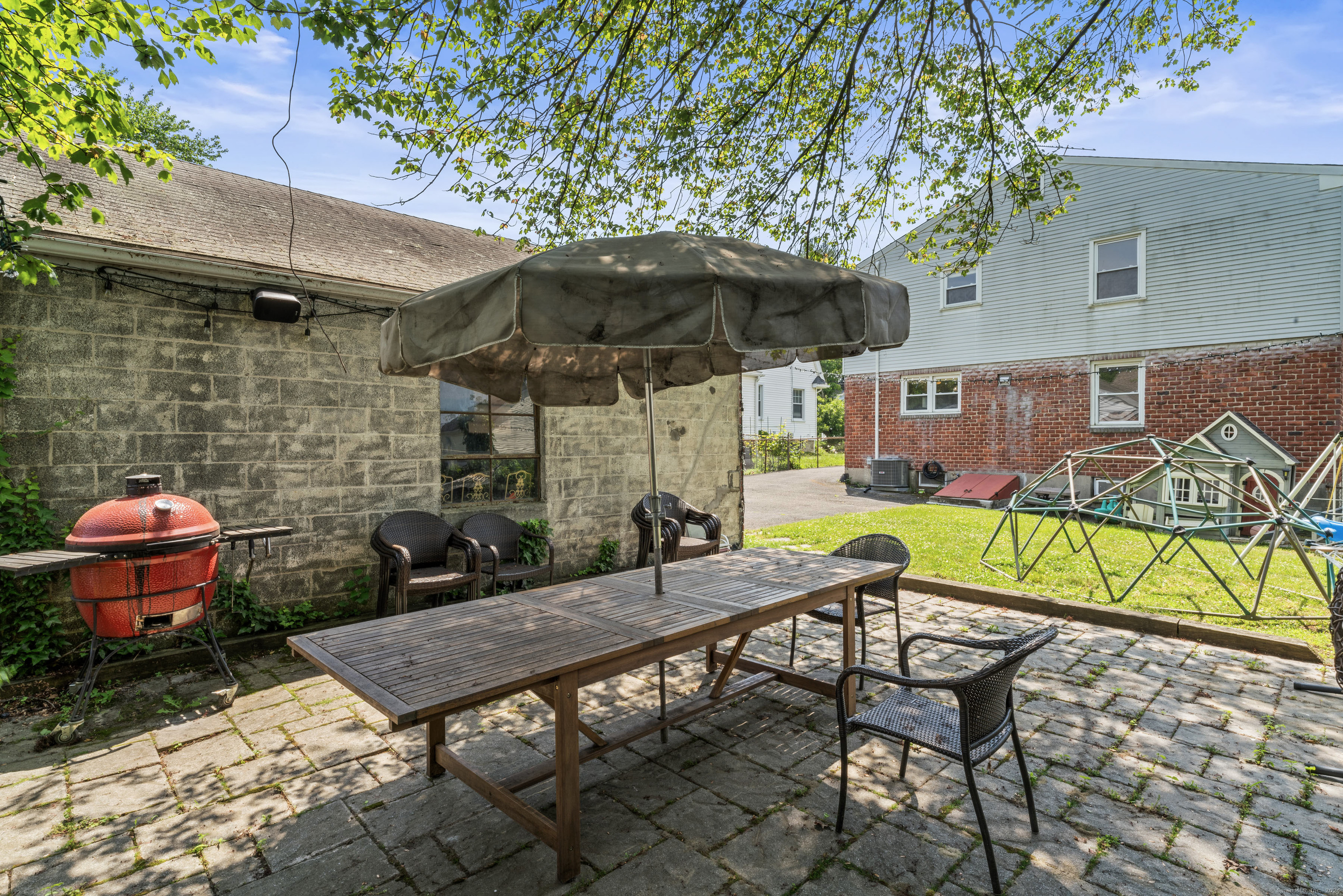 112 4th Street Stamford, CT 06905 - Photo 36 of 40