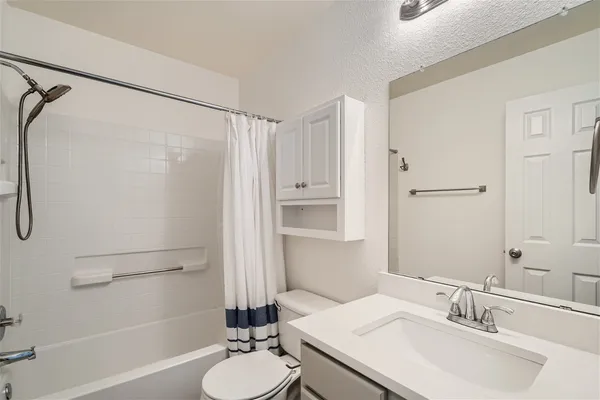 $2,200 | 6937 Sabrina Drive, Austin, TX 78747