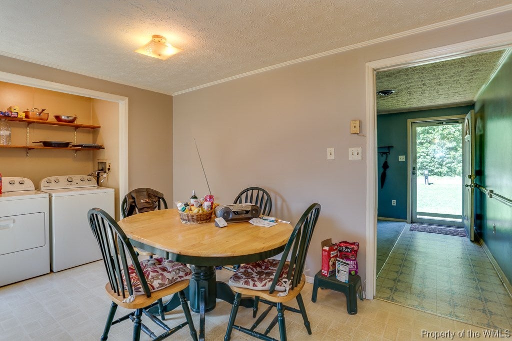 2665 Pigeon Hill Road Hayes, VA 23072 - Photo 9 of 27 Gallery Image 9