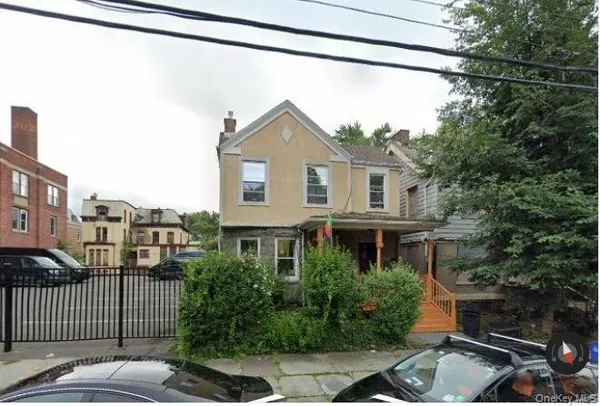 $349,999 | 142 Chambers Street, Newburgh, NY 12550