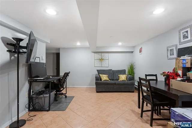 $674,900 | 389-391 East 38th Street, Paterson, NJ 07504