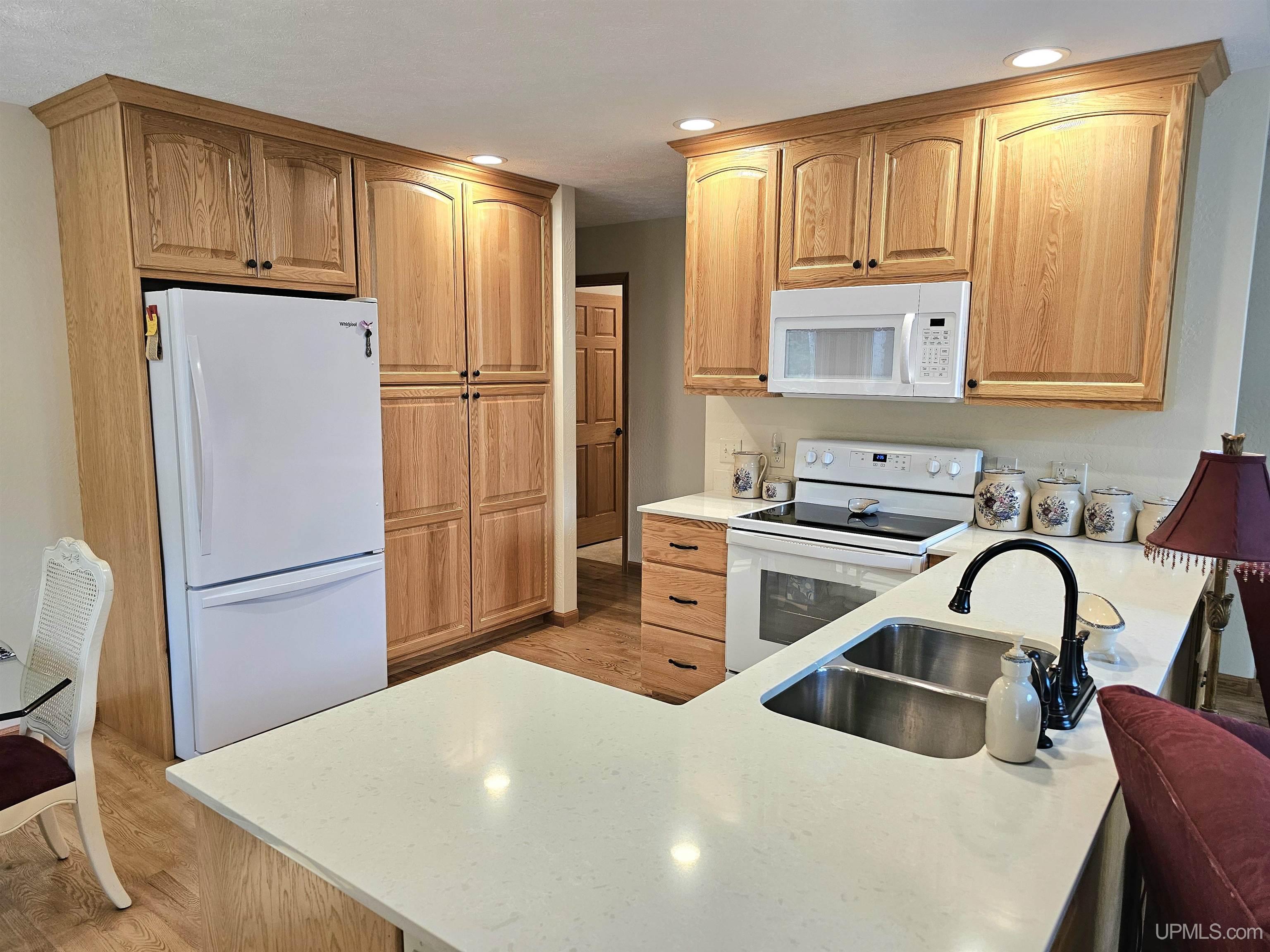 9157 Co Road Rapid River, MI 49878 - Photo 3 of 53