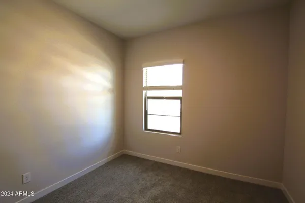 $2,300 | 7818 North 79th Avenue, Glendale, AZ 85303