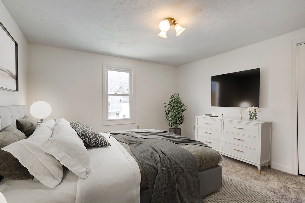 381 Chestnut Hill Road Millville, MA 01529 - Photo 8 of 9 Gallery Image 8