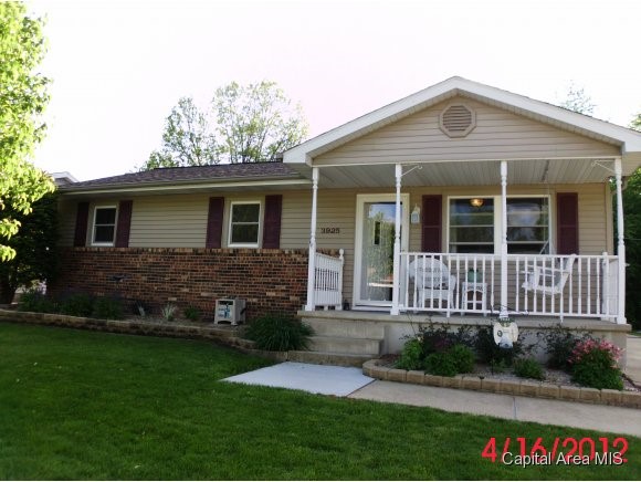 3925 Gooseneck Drive Springfield, IL 62707 - Photo 1 of 11