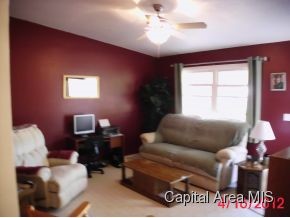 3925 Gooseneck Drive Springfield, IL 62707 - Photo 3 of 11