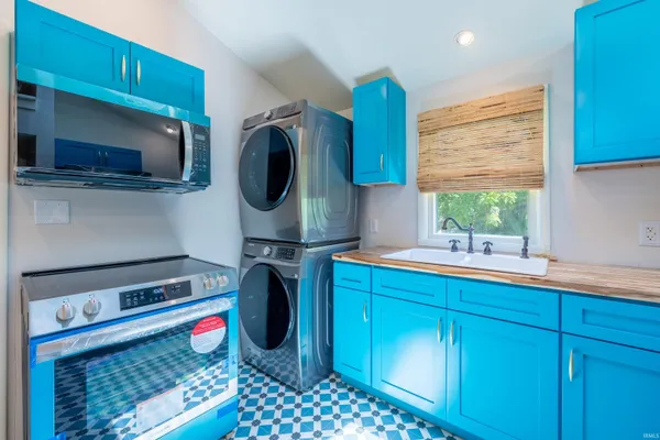 $184,000 | 2605 South Bryan Street, Bloomington, IN 47403