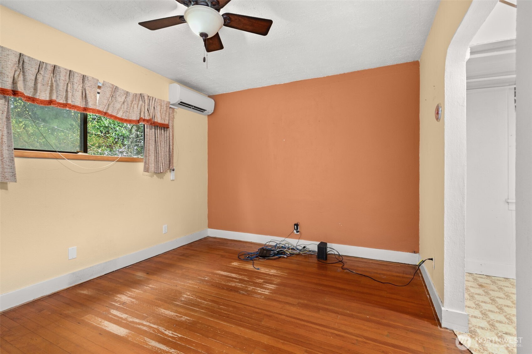 1905 Gerber Avenue Raymond, WA 98577 - Photo 12 of 24