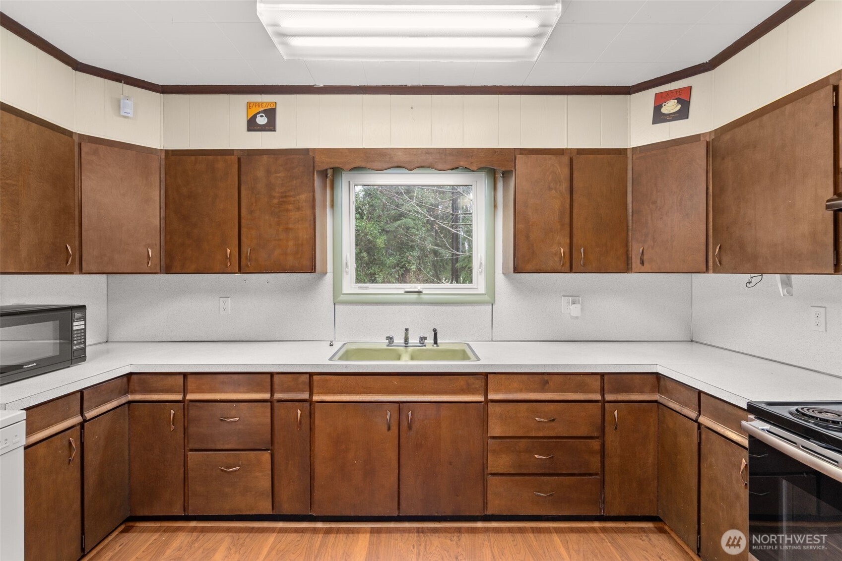 1905 Gerber Avenue Raymond, WA 98577 - Photo 9 of 24