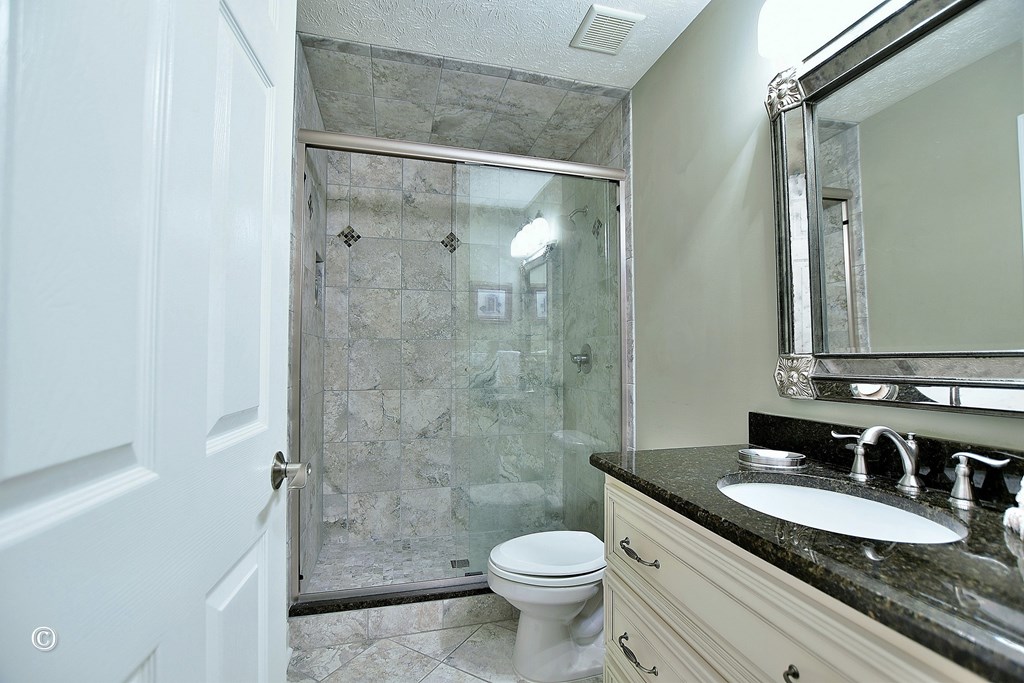 8073 Innisbrook Court Columbus, GA 31909 - Photo 31 of 37 Bedroom 3 Bathroom