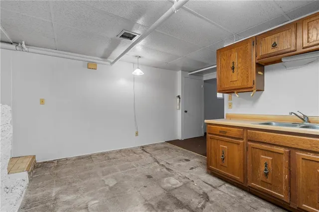 $550,000 | 3619 Wyandotte Street, Kansas City, MO 64111