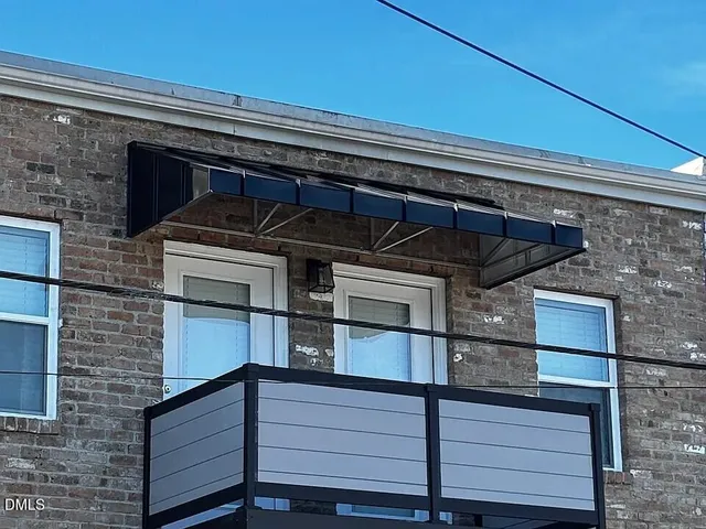 $1,400 | 107 East Main Street, Unit 2, Benson, NC 27504