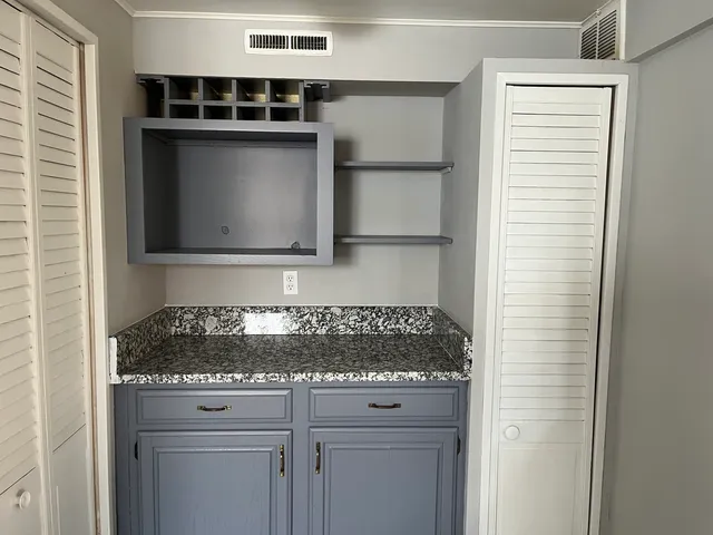 $254,900 | 269 Parkside Avenue, Aurora, IL 60505