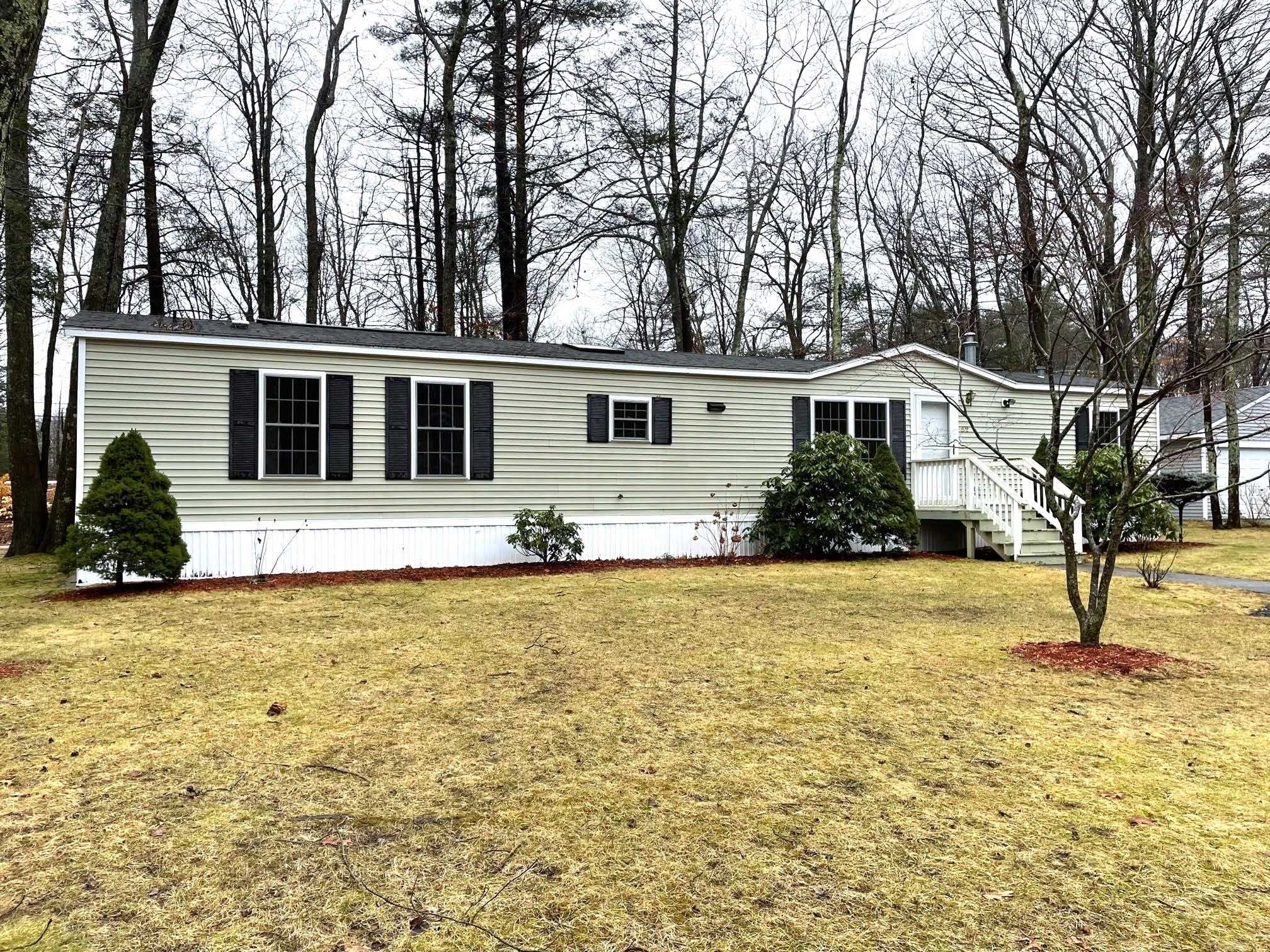 52 Bruce Road Seabrook, NH 03874 - Photo 1 of 40 Gallery Image 1