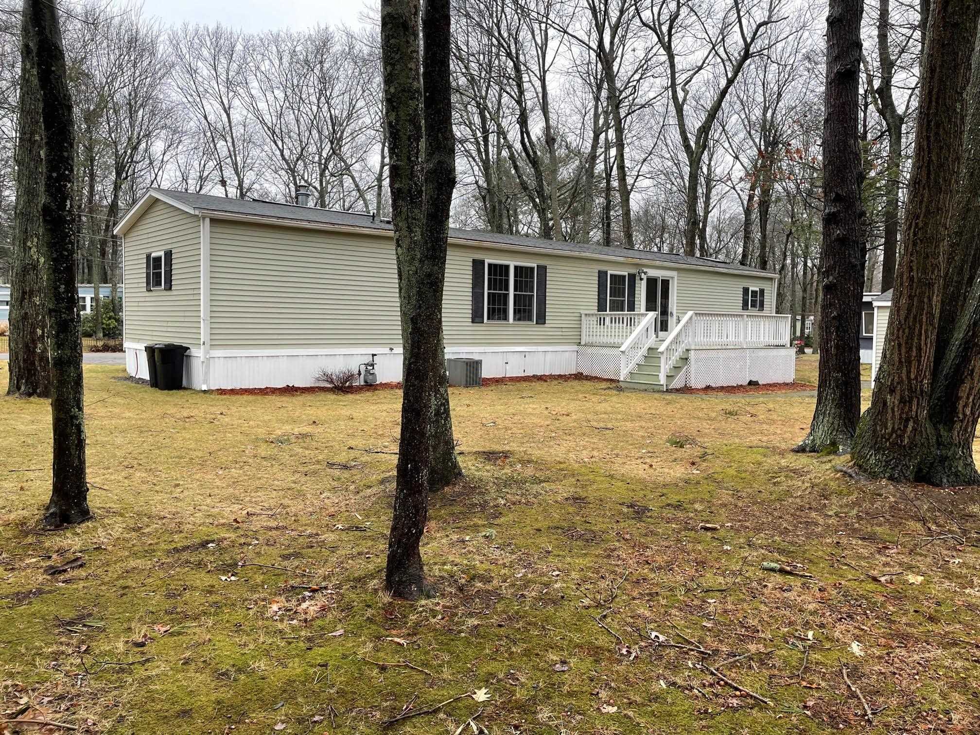 52 Bruce Road Seabrook, NH 03874 - Photo 4 of 40 Gallery Image 4