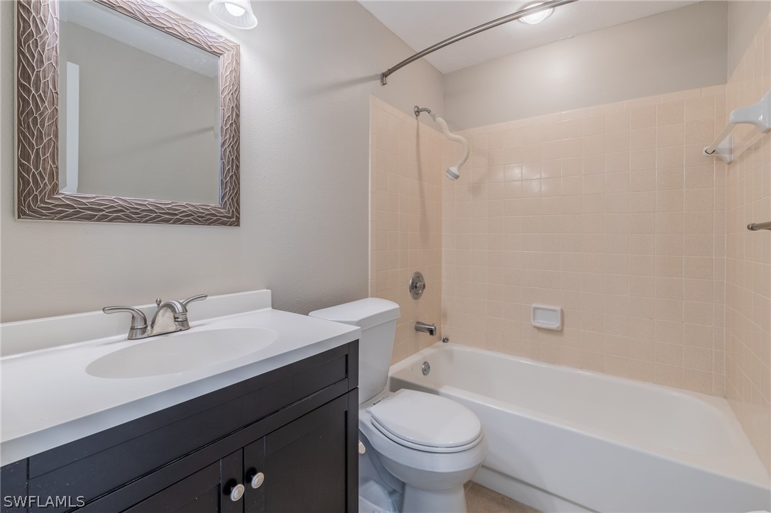 12914 Iona Road Fort Myers, FL 33908 - Photo 12 of 23 Gallery Image 12