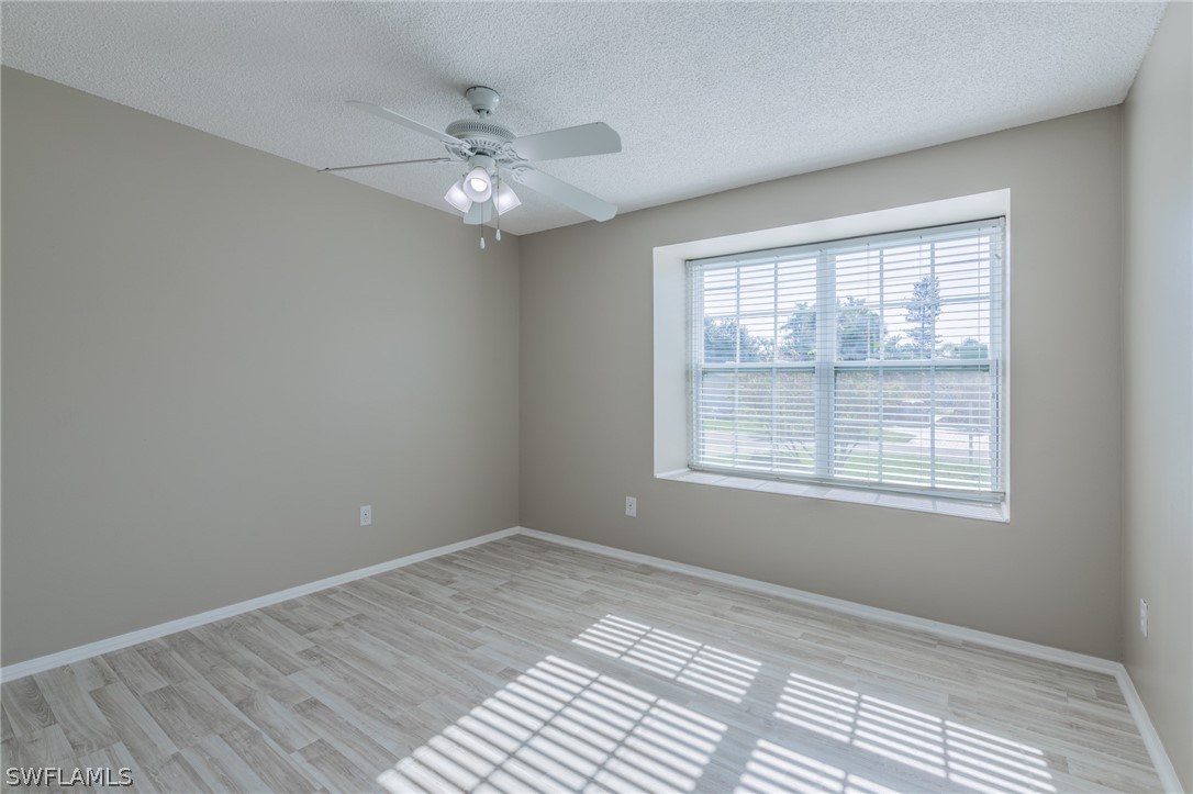 12914 Iona Road Fort Myers, FL 33908 - Photo 13 of 23 Gallery Image 13