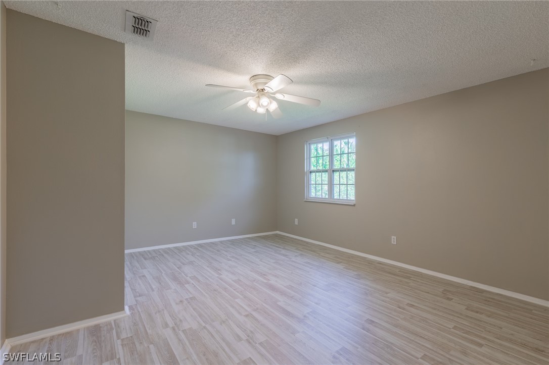 12914 Iona Road Fort Myers, FL 33908 - Photo 15 of 23 Gallery Image 15