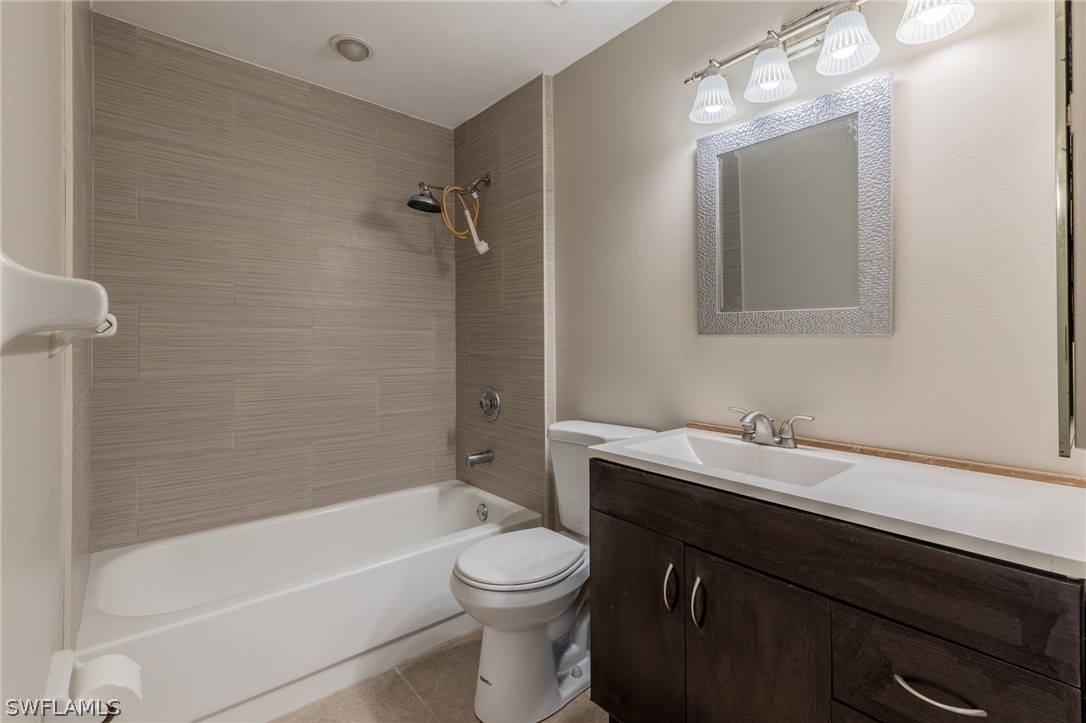 12914 Iona Road Fort Myers, FL 33908 - Photo 17 of 23 Gallery Image 17