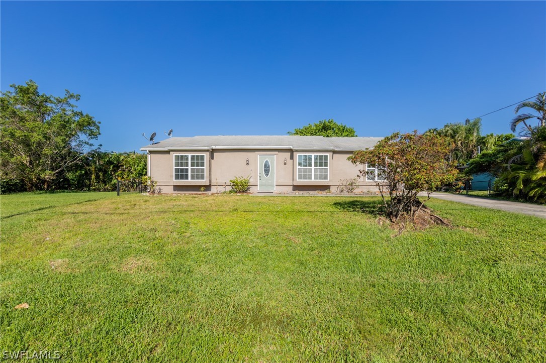 12914 Iona Road Fort Myers, FL 33908 - Photo 2 of 23 Gallery Image 2