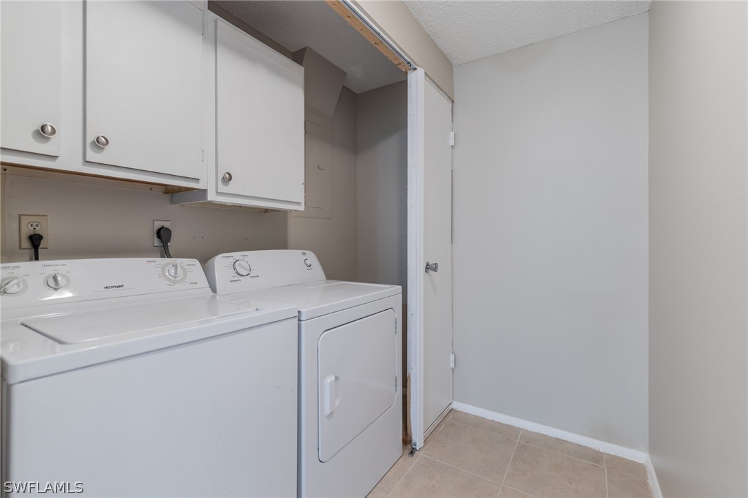 12914 Iona Road Fort Myers, FL 33908 - Photo 9 of 23 Gallery Image 9
