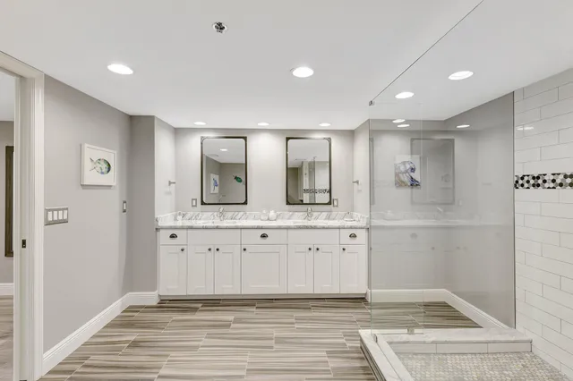 $1,150,000 | 4000 North Hwy A1A, Unit 402, Hutchinson Island, FL 34949