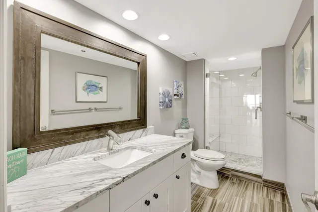 $1,150,000 | 4000 North Hwy A1A, Unit 402, Hutchinson Island, FL 34949