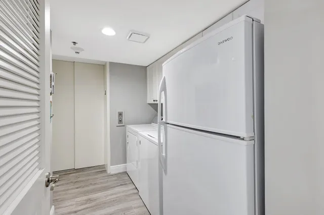 $1,150,000 | 4000 North Hwy A1A, Unit 402, Hutchinson Island, FL 34949