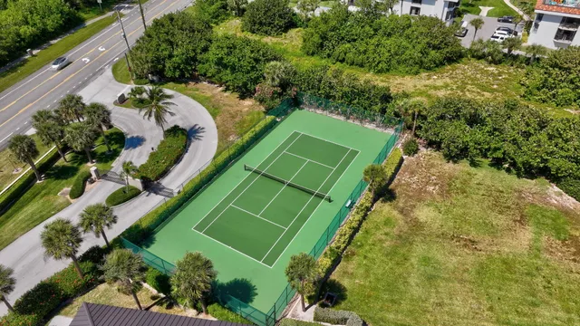 $1,150,000 | 4000 North Hwy A1A, Unit 402, Hutchinson Island, FL 34949