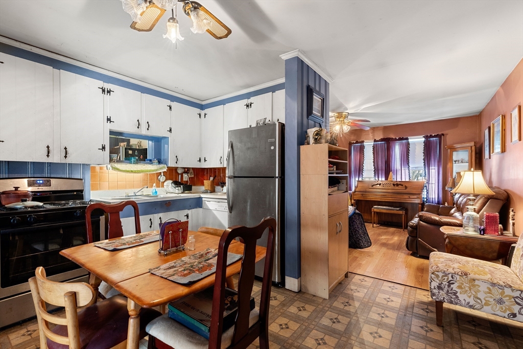 194 River Road Lowell, MA 01852 - Photo 12 of 30