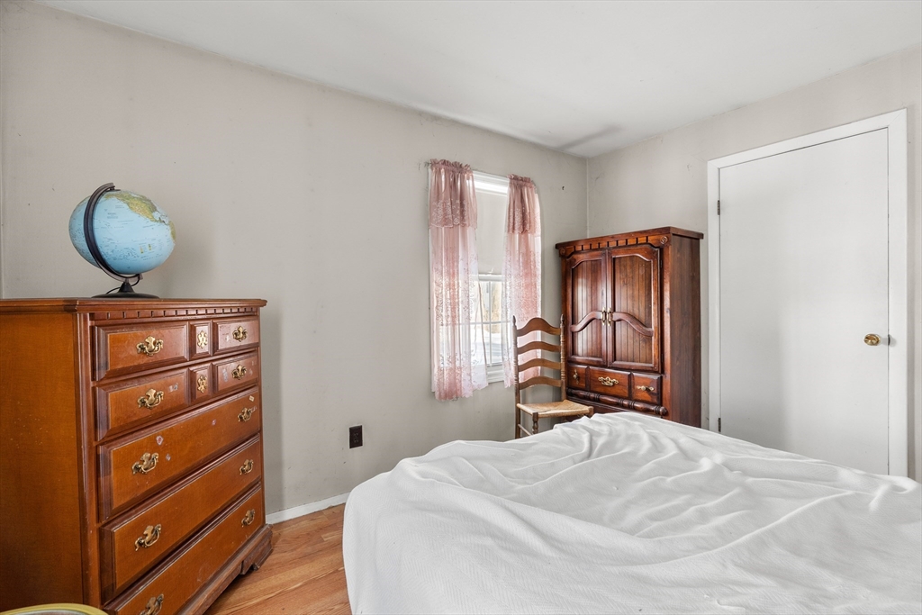 194 River Road Lowell, MA 01852 - Photo 18 of 30