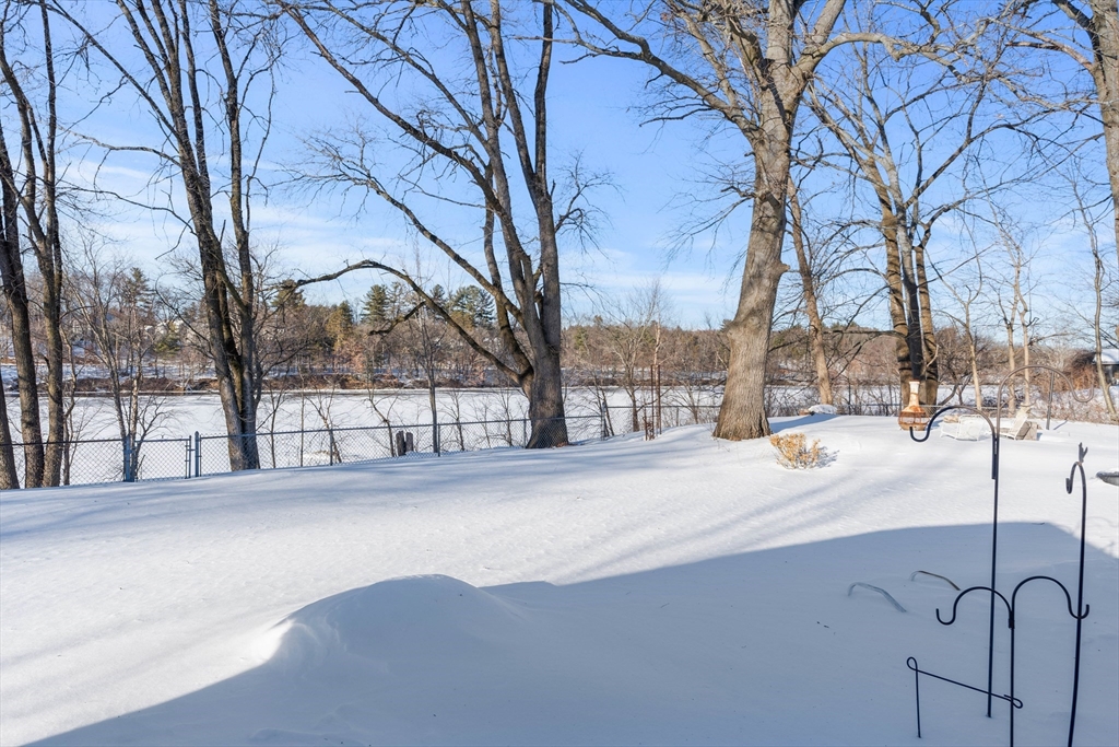 194 River Road Lowell, MA 01852 - Photo 26 of 30