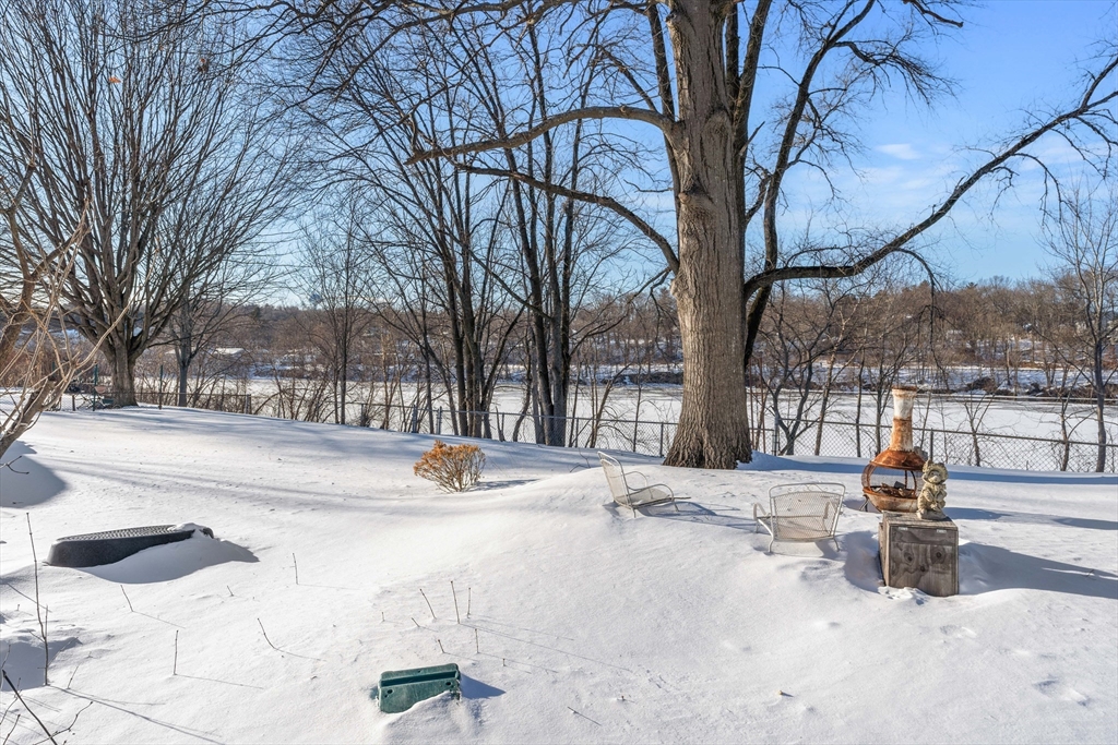 194 River Road Lowell, MA 01852 - Photo 27 of 30