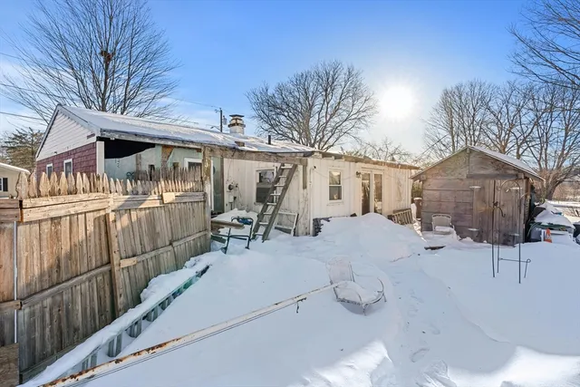 $370,000 | 194 River Road, Lowell, MA 01852