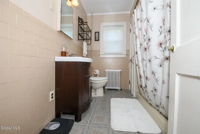 $285,000 | 1346 Highway 7, Brunswick, NY 12180