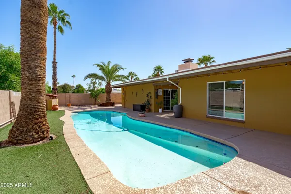 $735,000 | 2440 East Yucca Street, Phoenix, AZ 85028