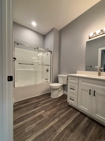 $1,650 | 303 Norwich-New London Turnpike, Unit N, Montville, CT 06382