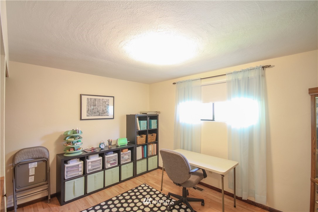 813 Valley View Way Aberdeen, WA 98520 - Photo 15 of 23 Gallery Image 15