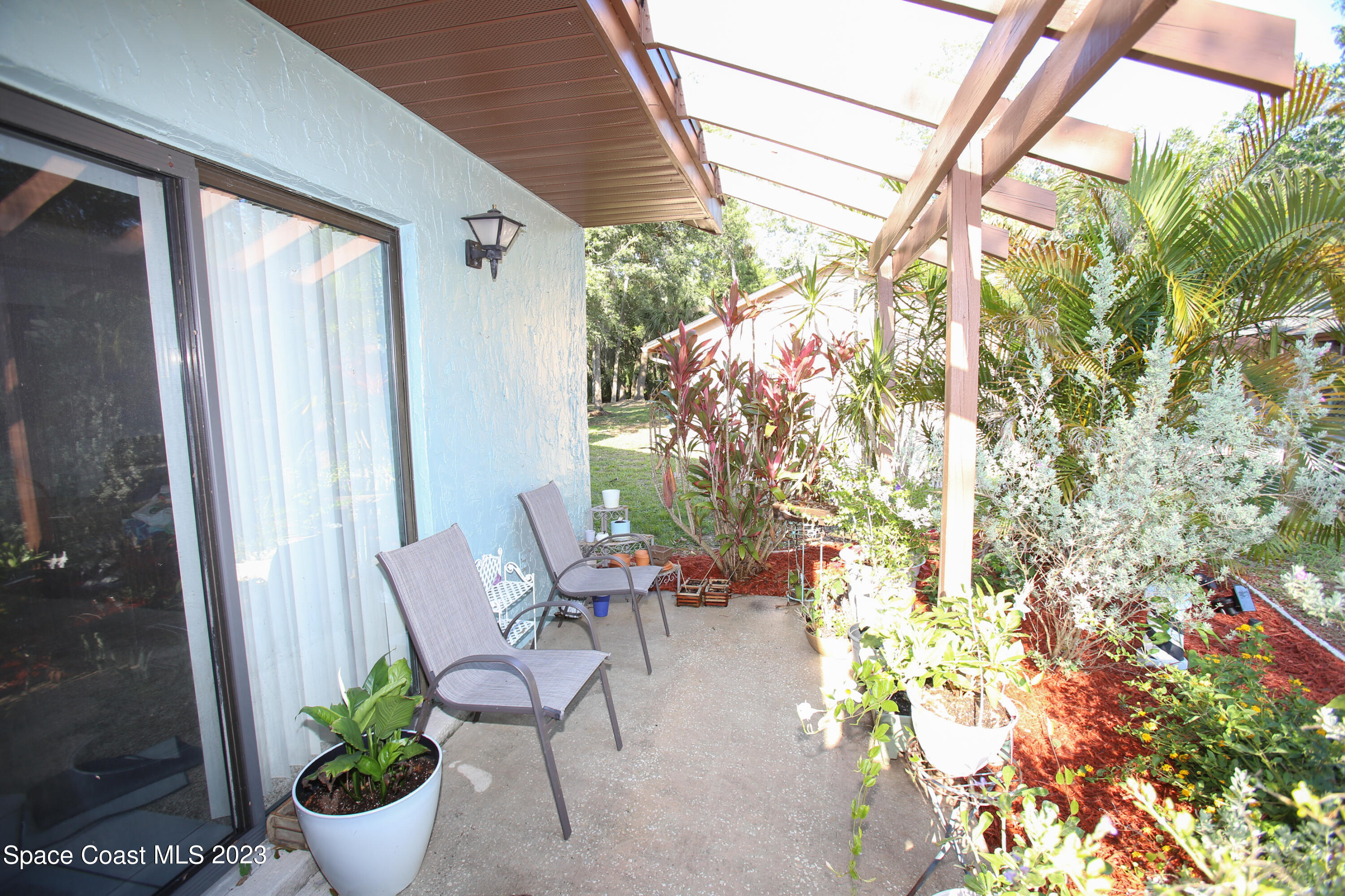 1120 Gary Hunt Road, Unit D Cocoa, FL 32926 - Photo 3 of 20 IMG_5253