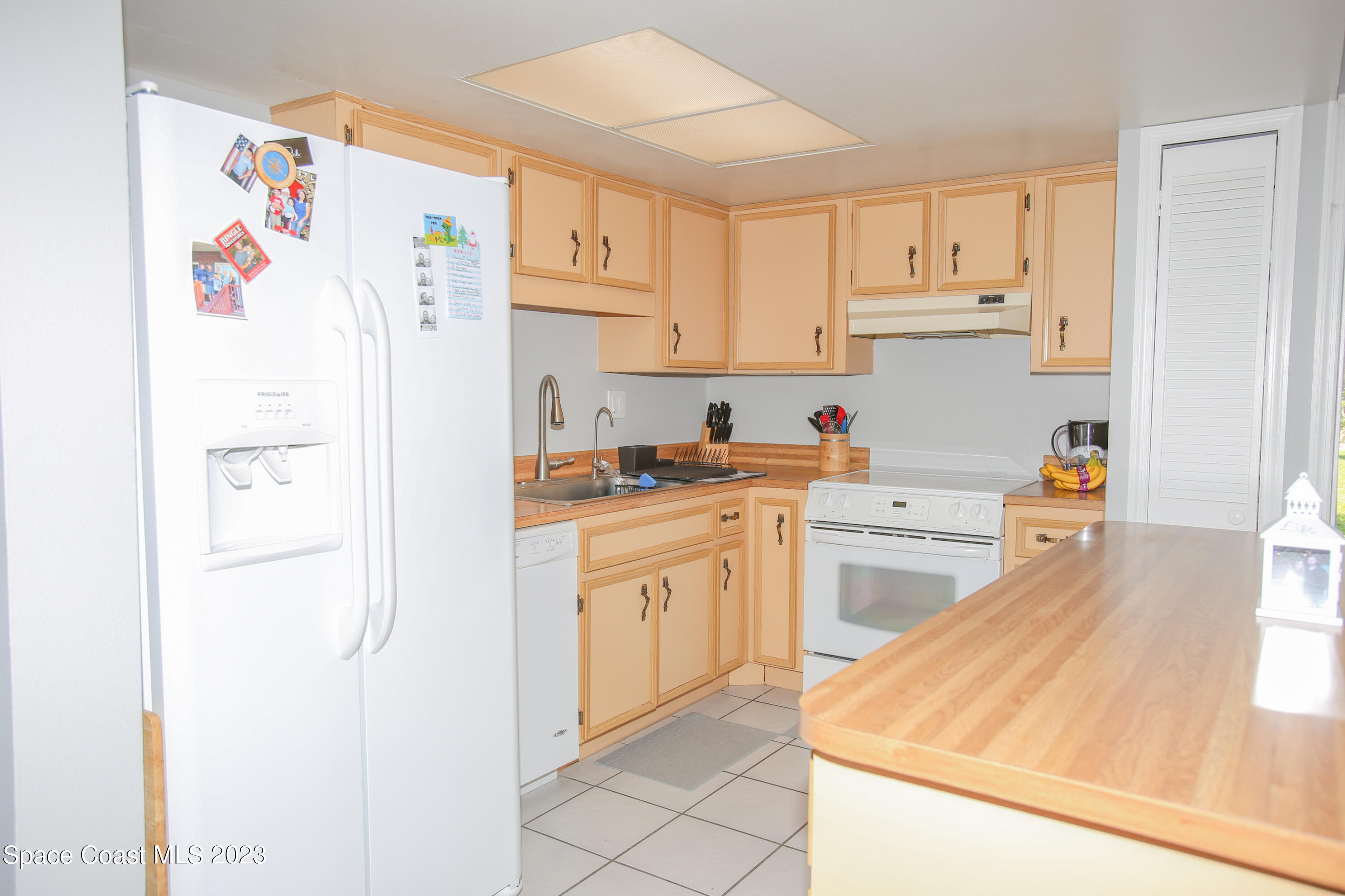 1120 Gary Hunt Road, Unit D Cocoa, FL 32926 - Photo 8 of 20 IMG_5195
