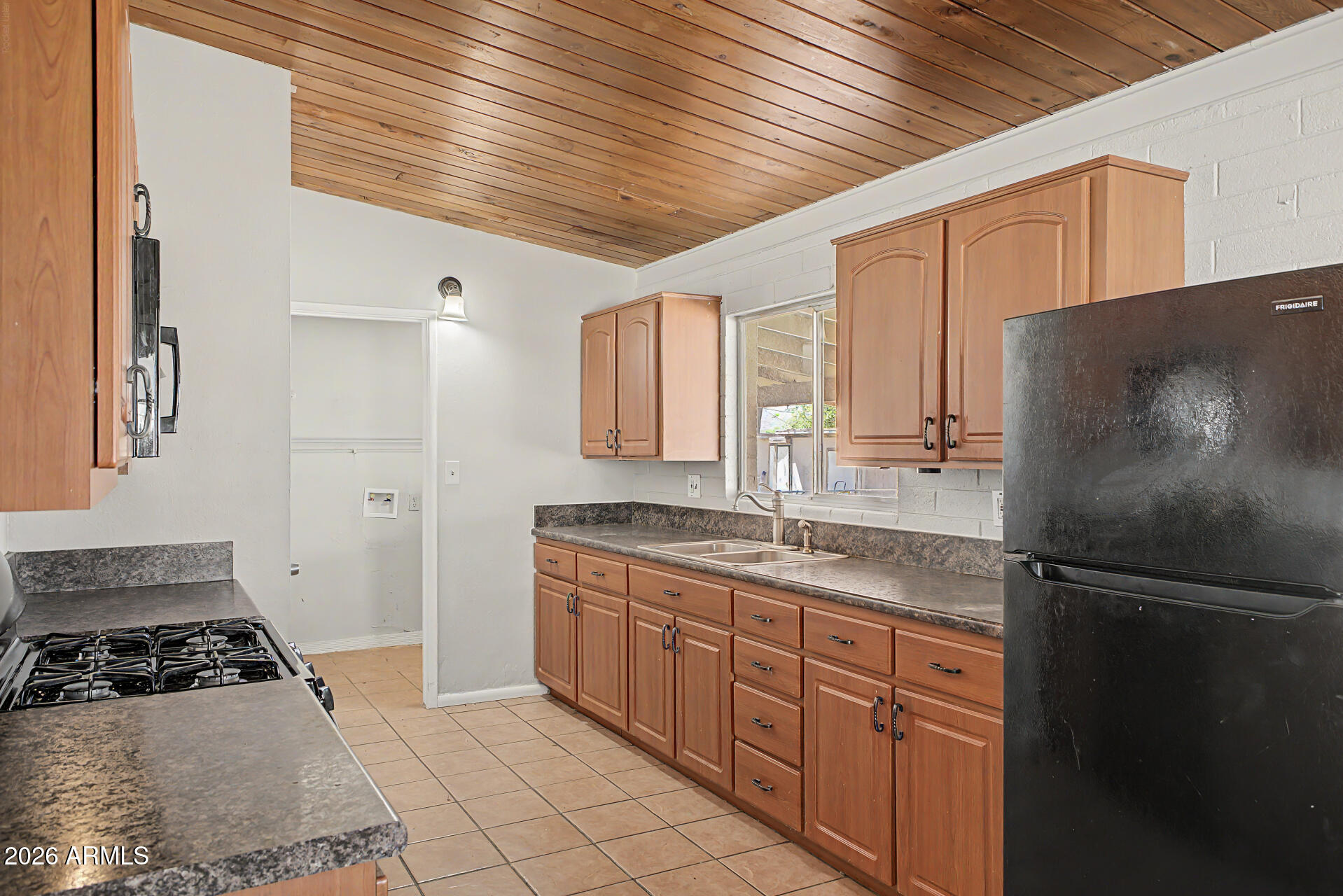 413 Essex Road Kearny, AZ 85137 - Photo 12 of 29 12 - Essex