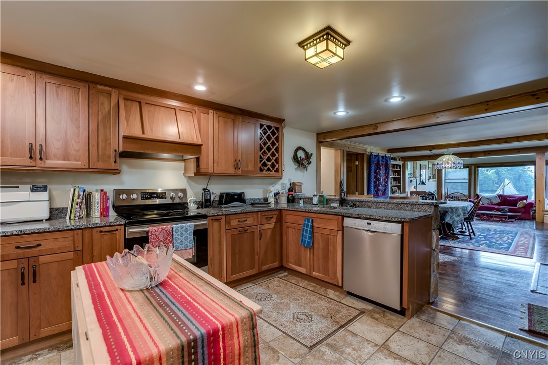 8521 North Shore Road Diana, NY 13648 - Photo 10 of 45